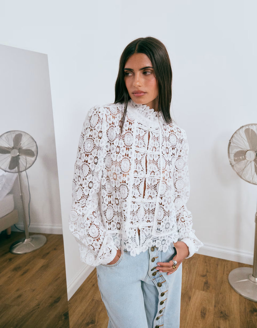AVDA Lace Top
