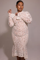 AUMA Lace Bodycon Midi Dress