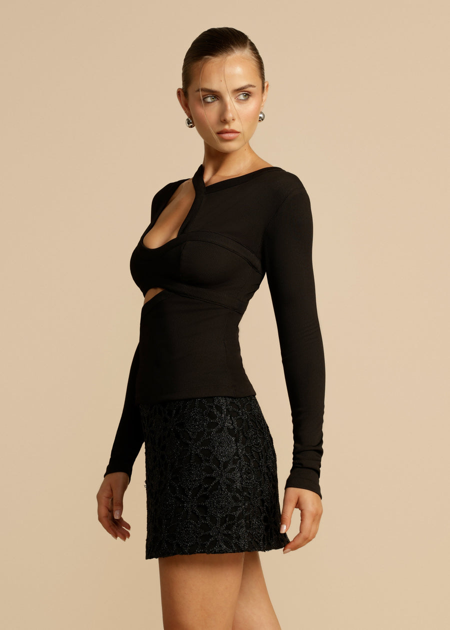 ARCHER TOP