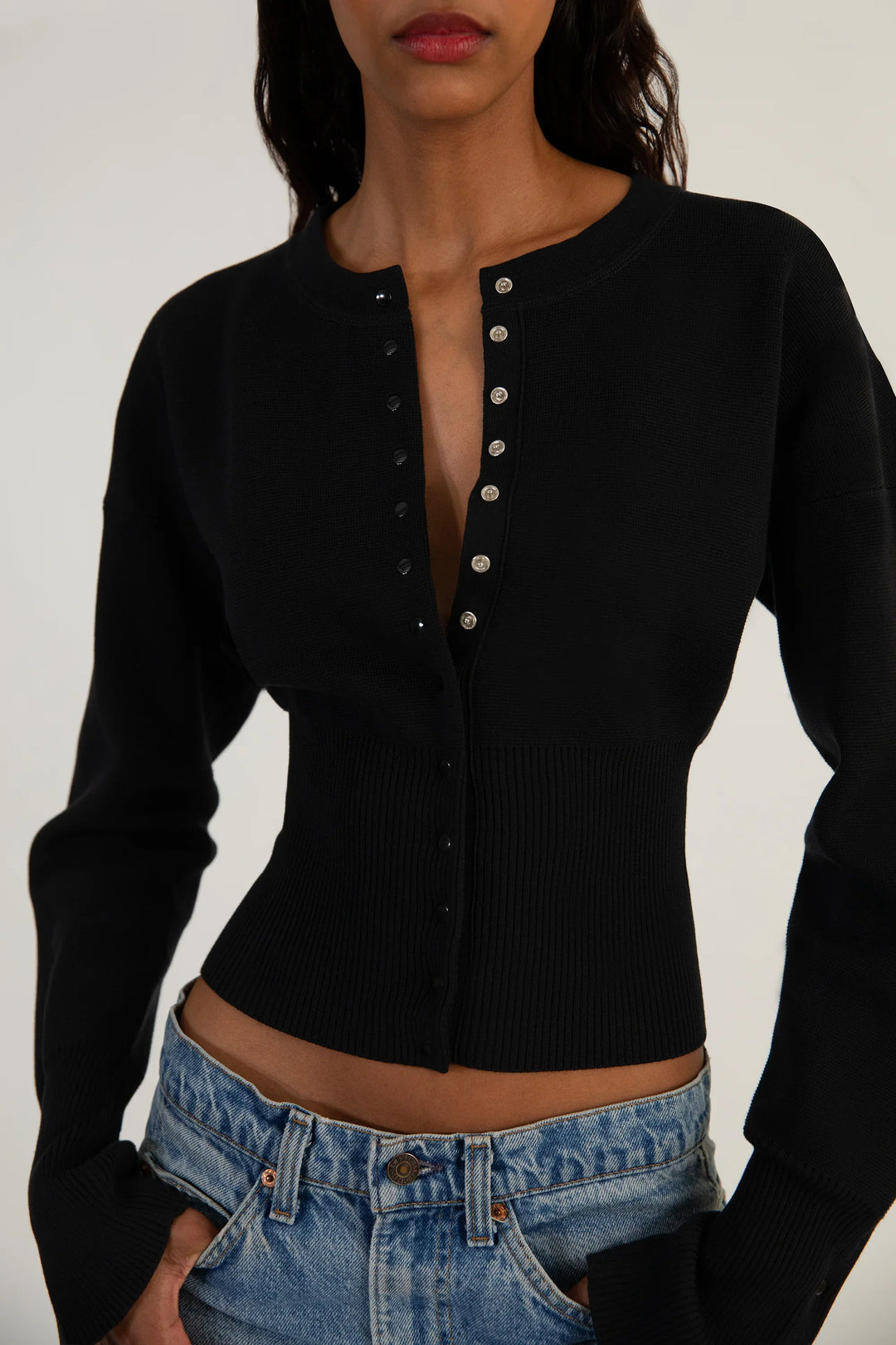 CLEO Ribbed Button Crop Top