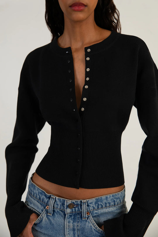 CLEO Ribbed Button Crop Top