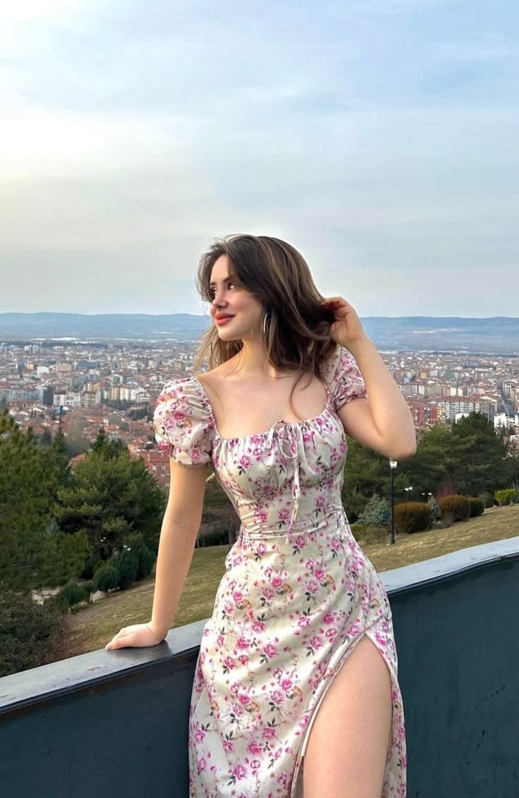 LUNA Floral Puff Sleeve Midi